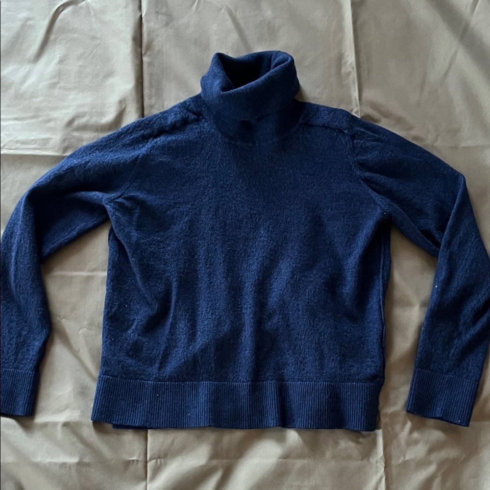 Pendleton Deep Blue Knit Sweater - image 1